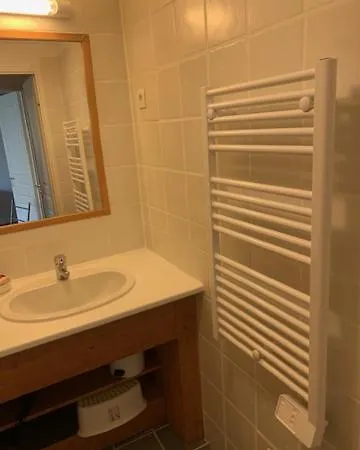 Apartment 4 Personnes Avec Piscine, Wifi, Garage